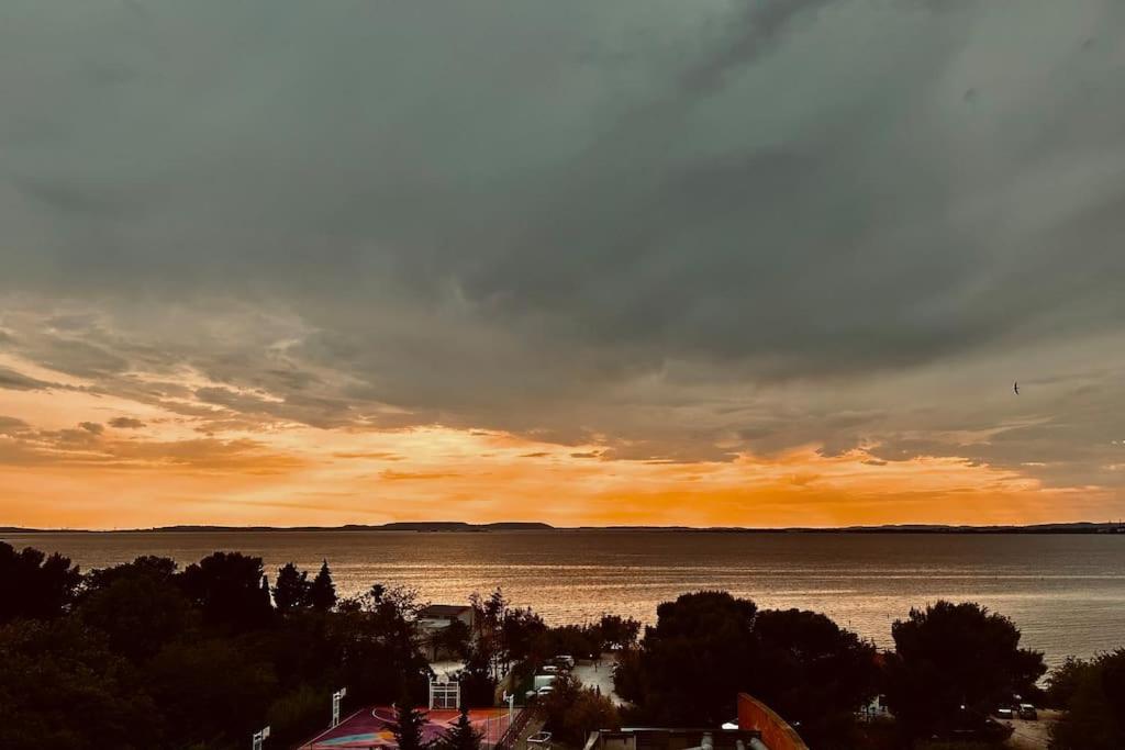 Apartmán T4 Jolie Vue Avec Jaccuzzi Vitrolles  Exteriér fotografie